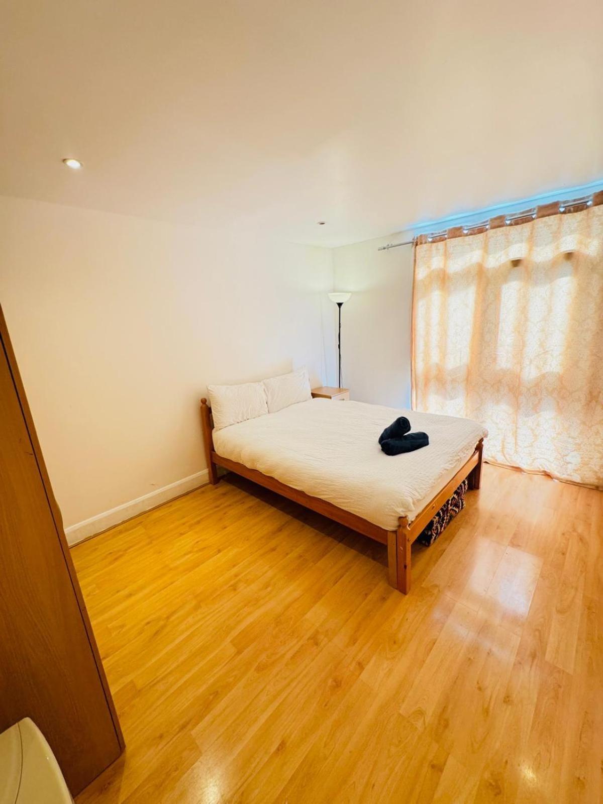 Fabulous Apartment In Kilburn London Exterior photo
